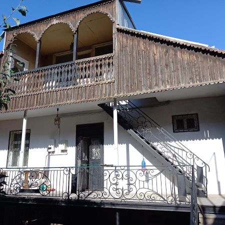 H.A.S.K Bed & Breakfast Gyumri Ngoại thất bức ảnh