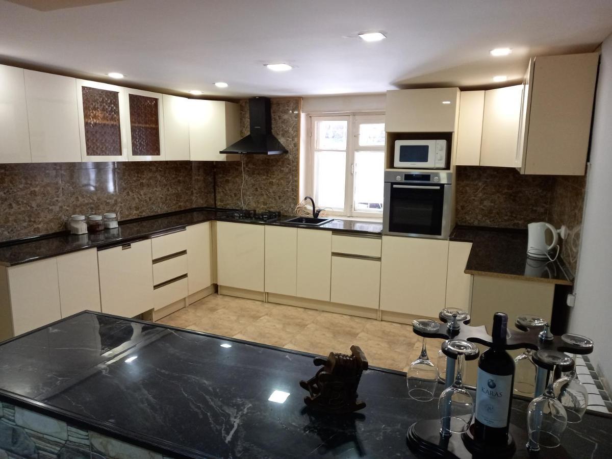H.A.S.K Bed & Breakfast Gyumri Ngoại thất bức ảnh