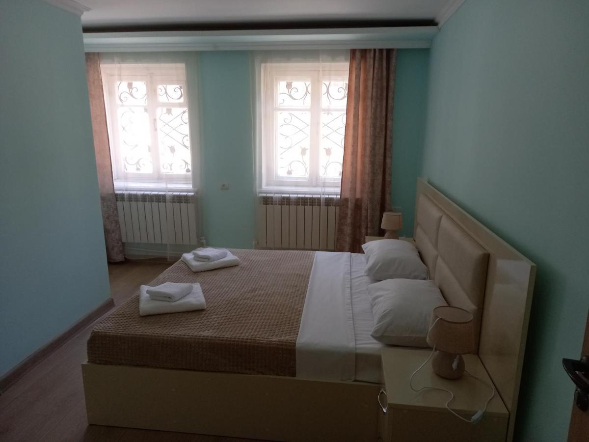 H.A.S.K Bed & Breakfast Gyumri Ngoại thất bức ảnh